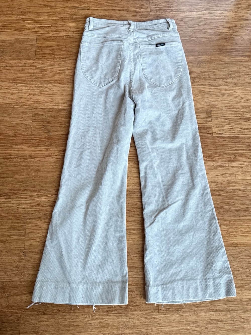 Rolla’s east coast flare Light Beige Flared Women's Jeans size 29